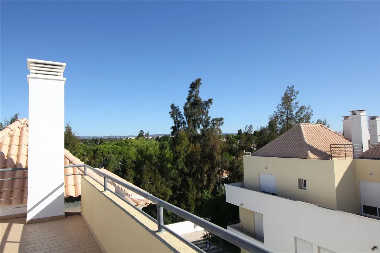 Penthouse with seaviews in Cabanas 21